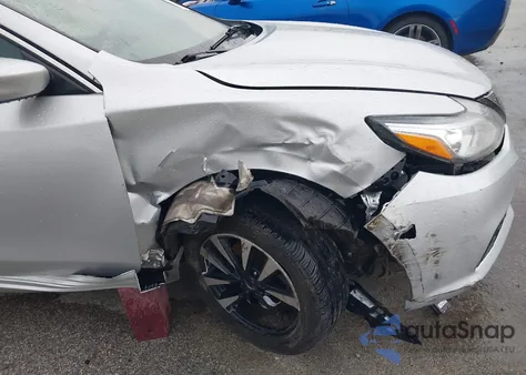 2018 Nissan Altima 2.5 Sv z USA, uszkodzony, nr VIN 1N4AL3APXJC246682